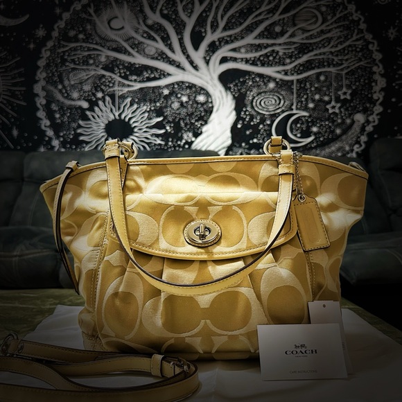 Vintage Y2K Coach Shoulder Bag beige color Shoulder Bag new without tags - Picture 8 of 17